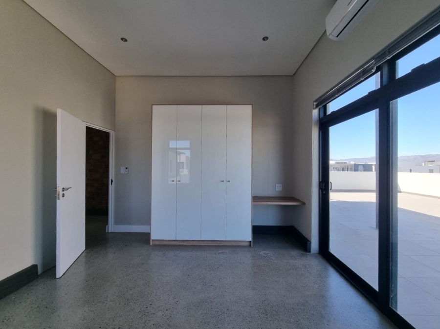 To Let 2 Bedroom Property for Rent in Paardevlei Western Cape